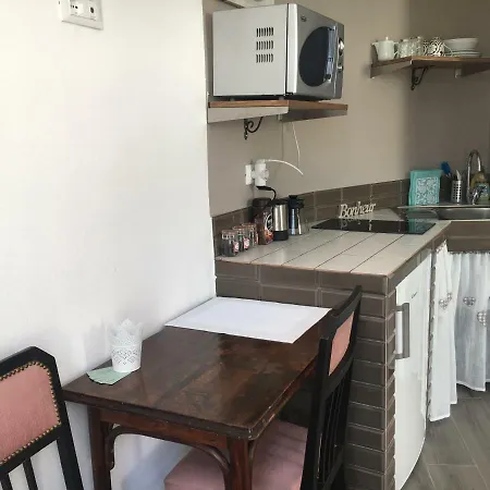 Giulia Apartment *